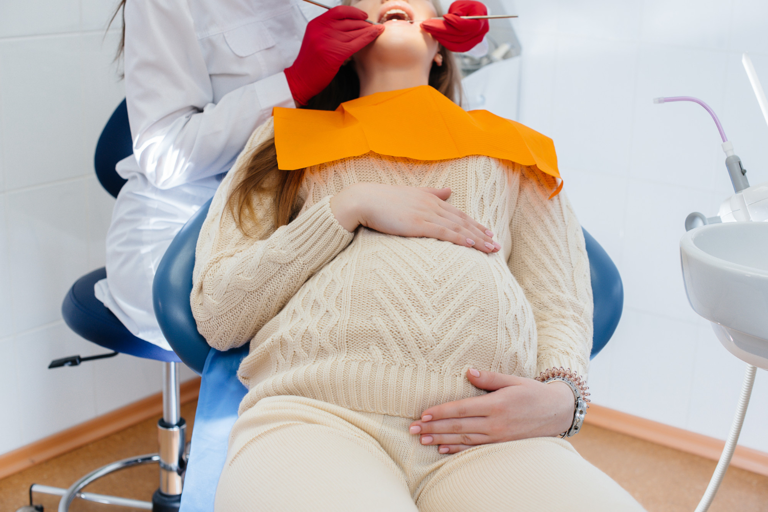 6 RAZÕES PARA VISITAR O DENTISTA DURANTE A GRAVIDEZ