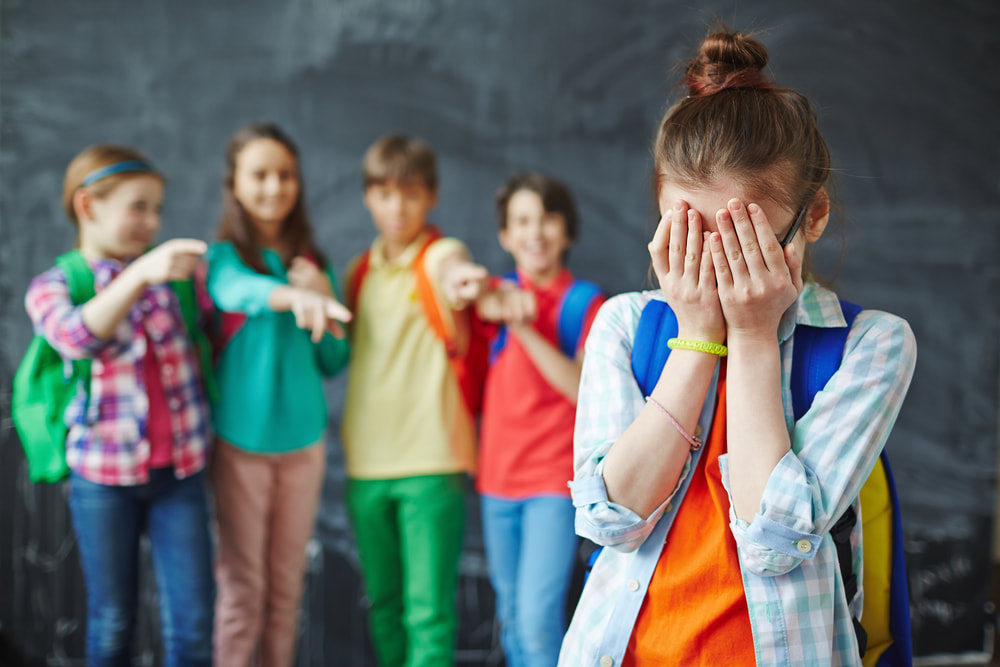 Pesquisa indica relação entre bruxismo e bullying verbal em adolescentes